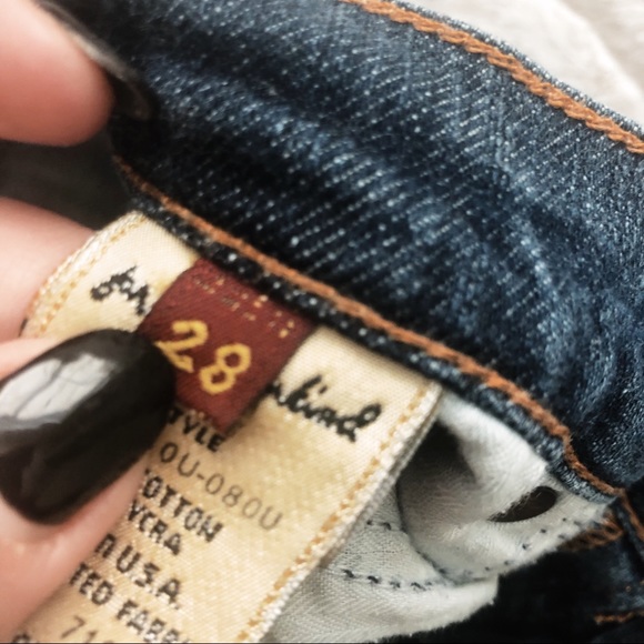7 For All Mankind Skinny Jeans - Size 28 - Picture 6 of 8